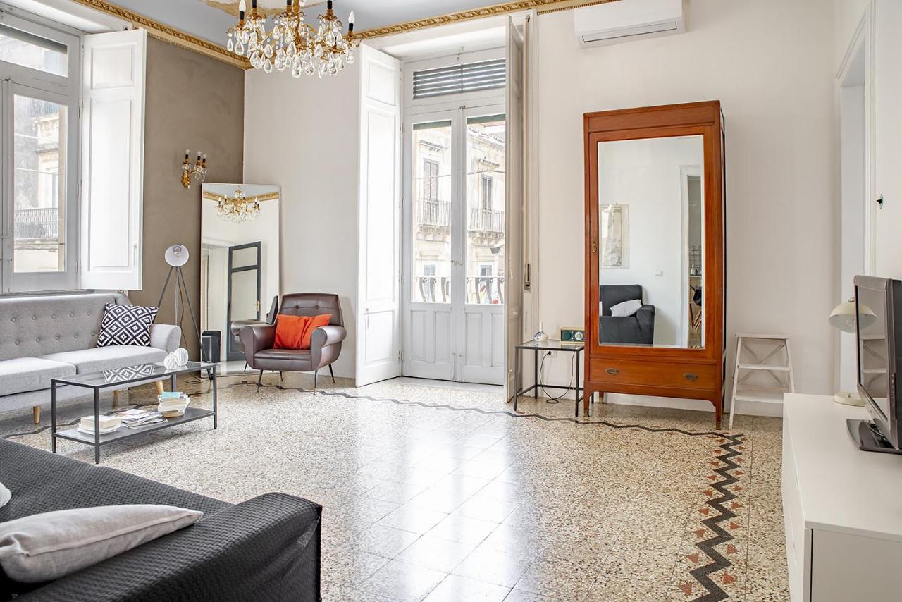 Cavour Apartments By Wonderful Italy Noto Exteriör bild